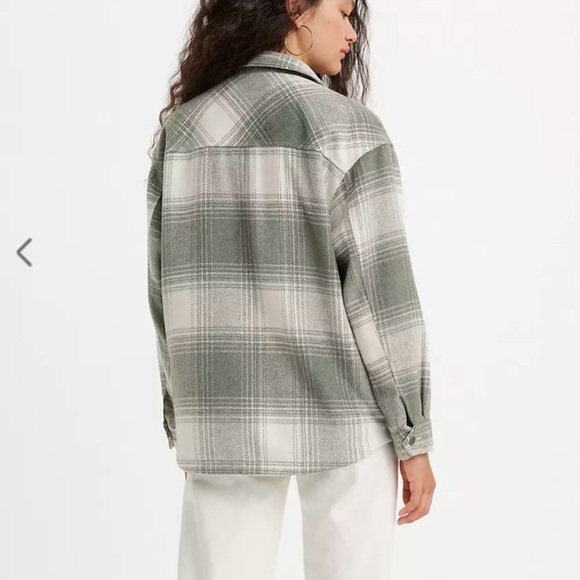 Levi's Women’s Plaid Shirt Jacket Size S - Picture 3 of 16